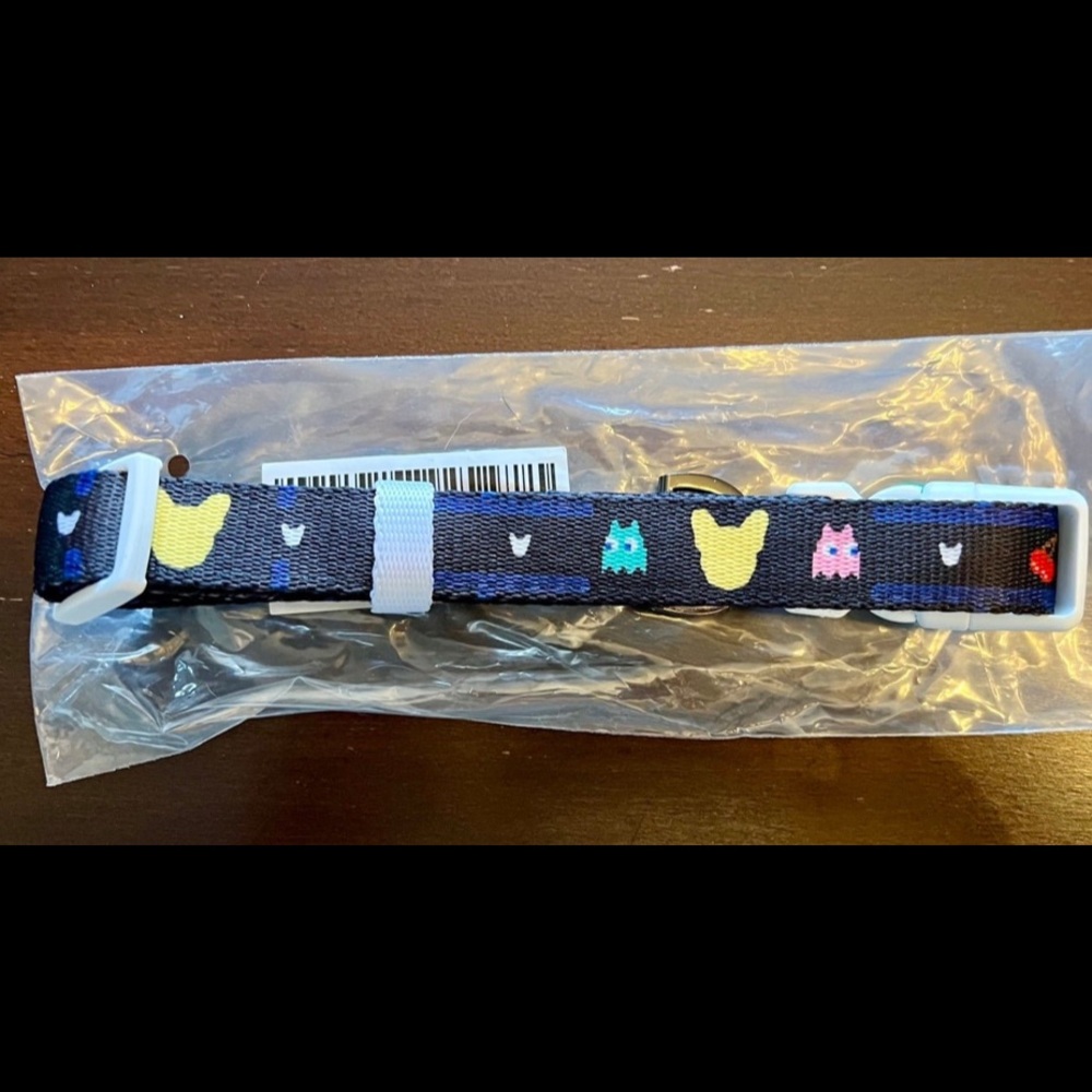 ISO Frenchie Arcade Comfort Collar & Leash